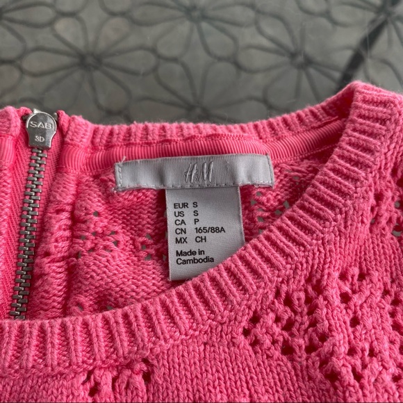 Pink H&M sweater - Picture 2 of 6